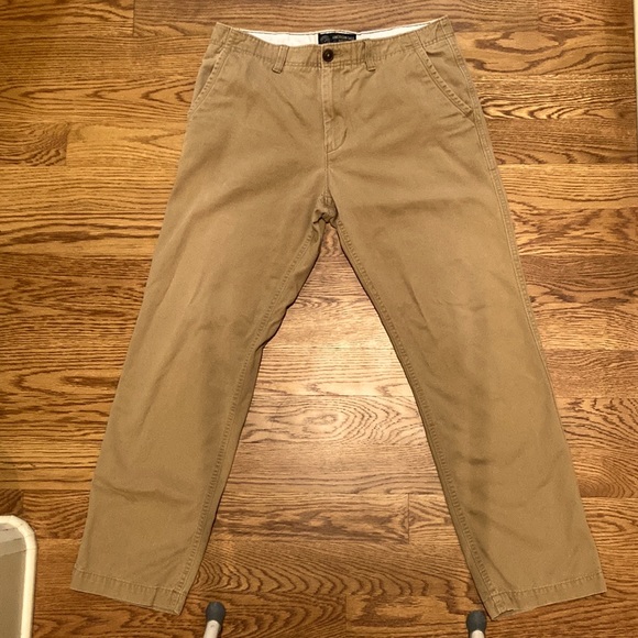 American Eagle Khakis - Picture 5 of 5